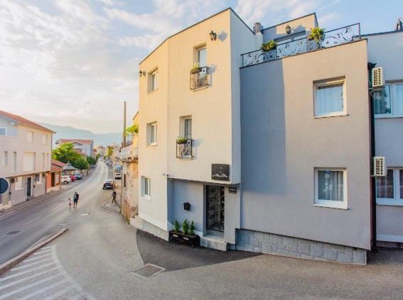 Urban Suites & Apartments Mostar Zewnętrze zdjęcie